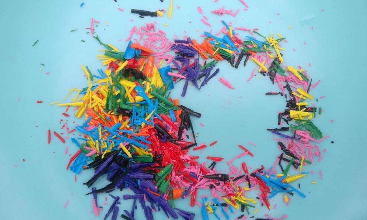 gallery/crayons_colorful_creativity_creative_pencil_drawing_coloring_draw-488312